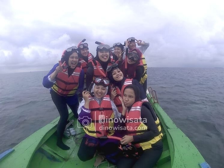 Snorkeling Time Wisata Pulau Pari