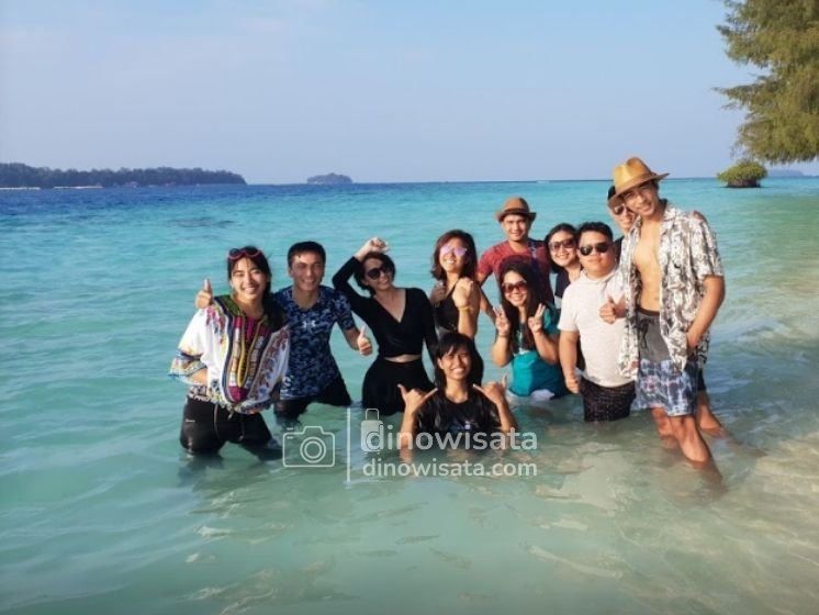 Jelajah Pulau Seru di Island Hoping Wisata Pulau Harapan