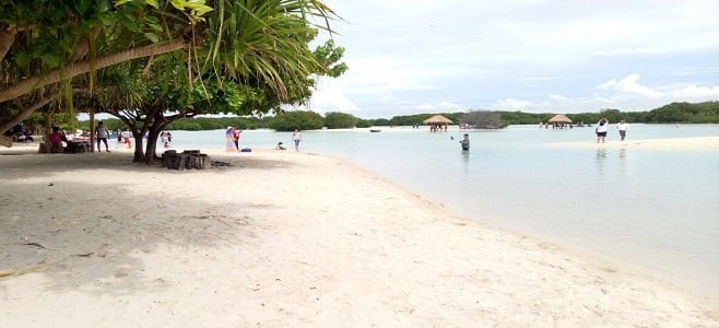 Pantai Pasir Perawan Pulau Pari Kepulauan Seribu