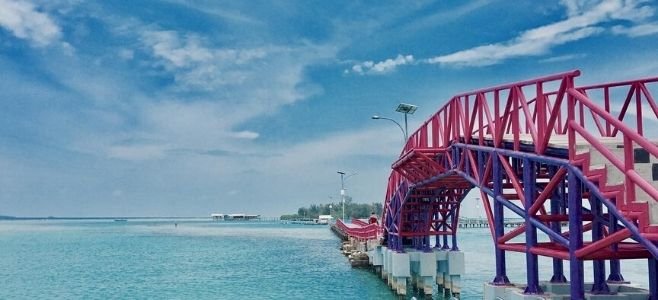 Suasana Indah Jembatan Cinta di Pulau Tidung