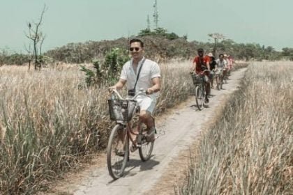 Bersepeda di Pulau Pari Kepulauan Seribu