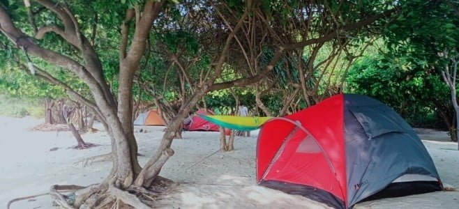 Paket Camping Pulau Pari Dino Traveling